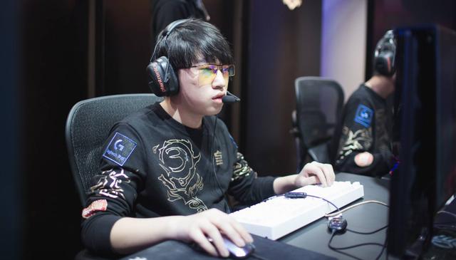 球员在长期 球员在长期