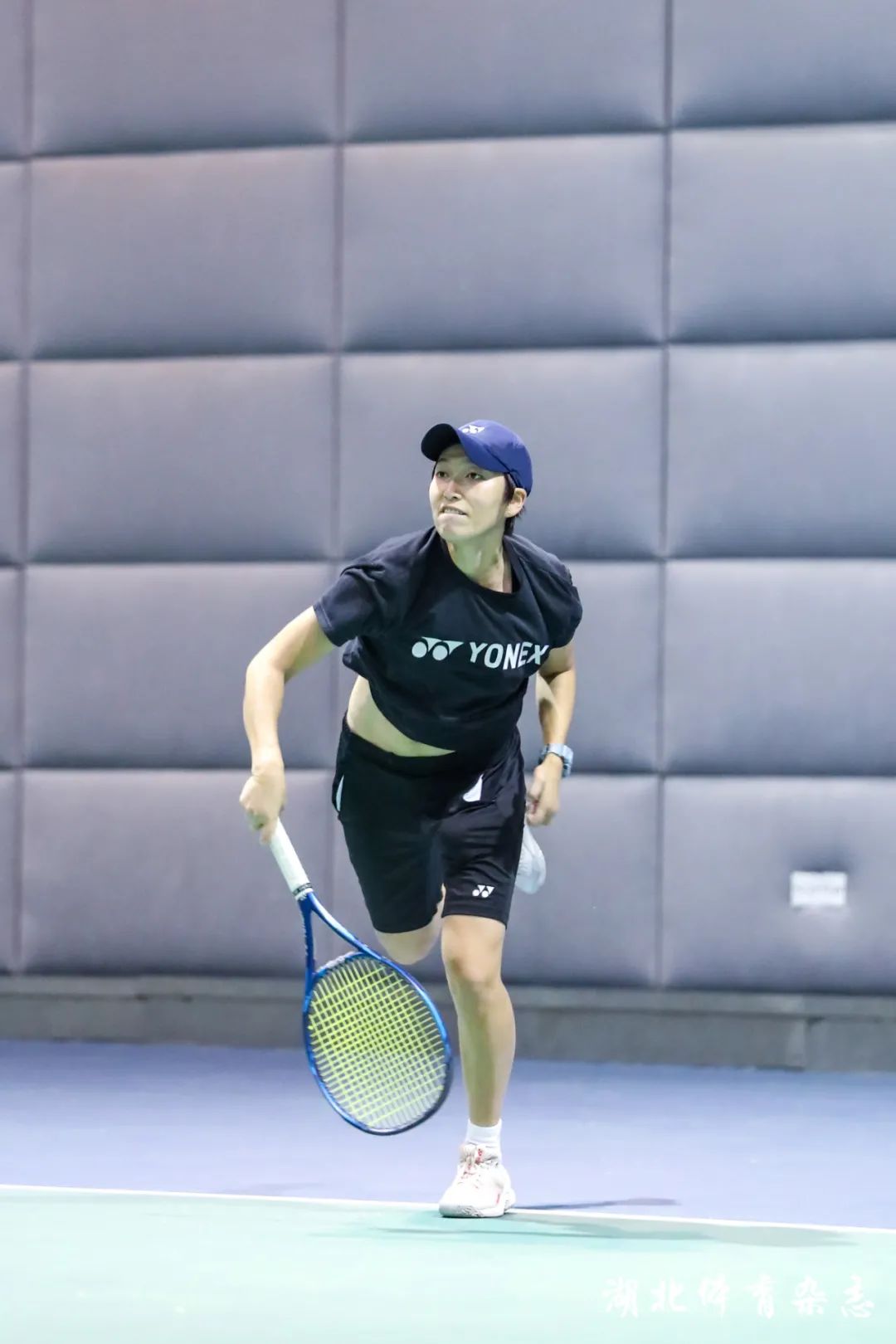 看到她们冲 看到她们冲