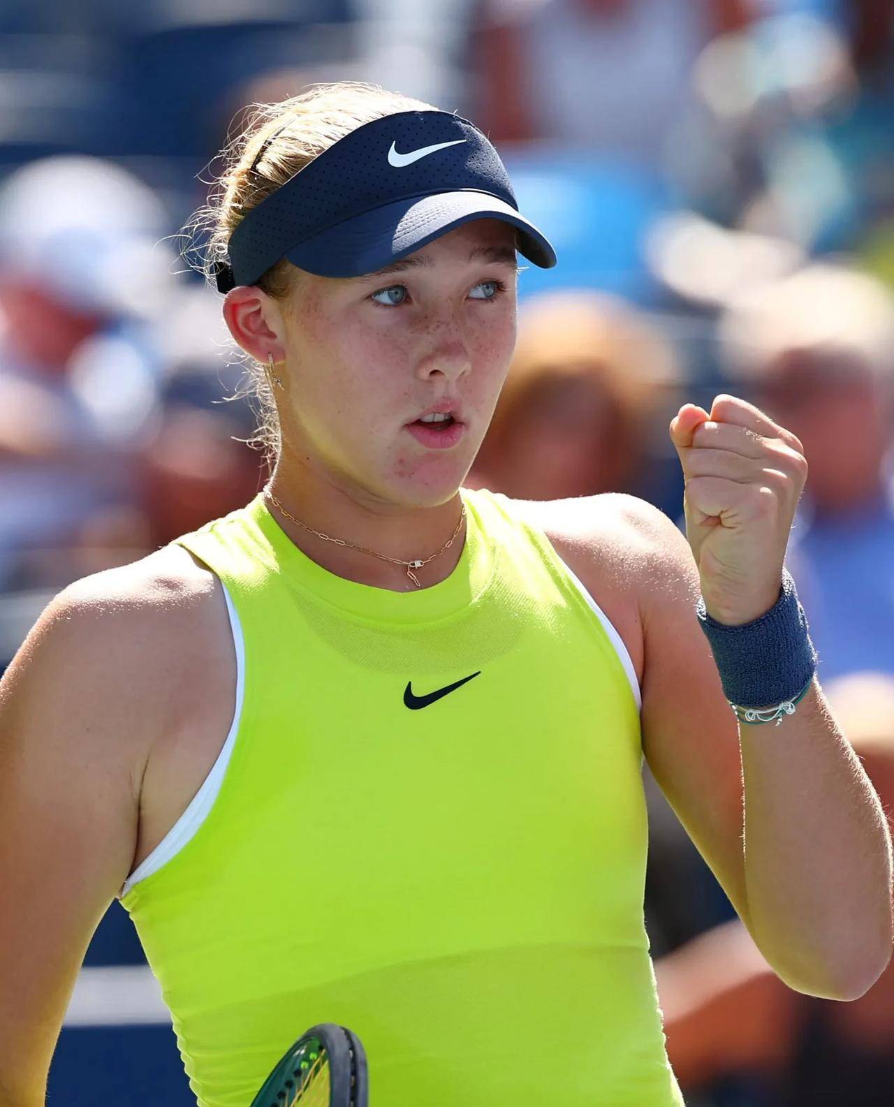 队之间的一 队之间的一