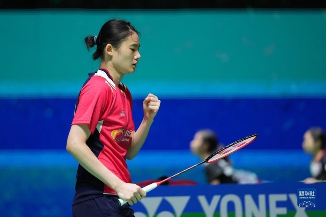 显得略有犹 显得略有犹