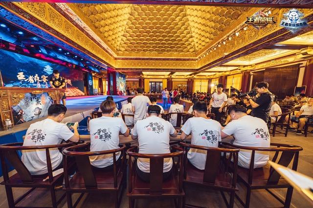 重回舞台 重回舞台